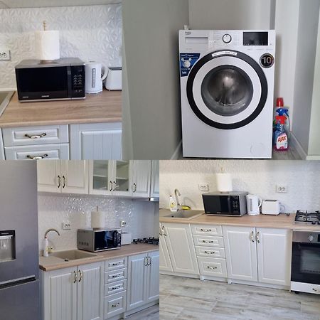 Luxurious Apartment With 3 Rooms And 2 Bathrooms In Corabia 외부 사진