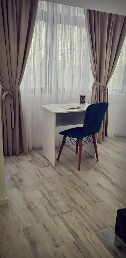 Luxurious Apartment With 3 Rooms And 2 Bathrooms In Corabia 외부 사진