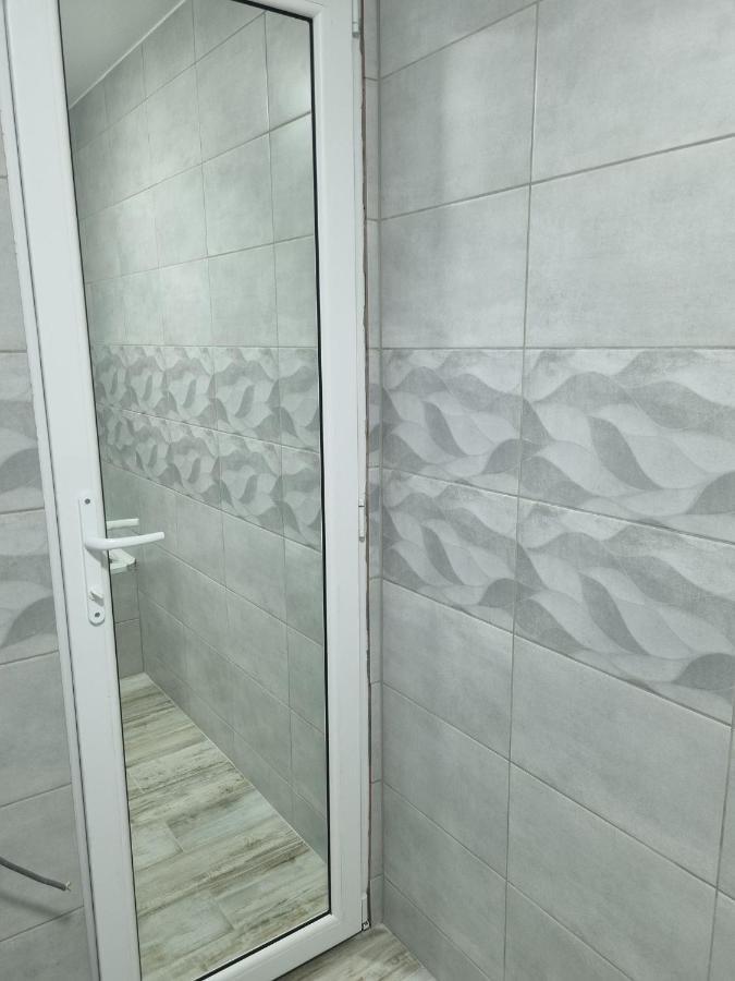 Luxurious Apartment With 3 Rooms And 2 Bathrooms In Corabia 외부 사진