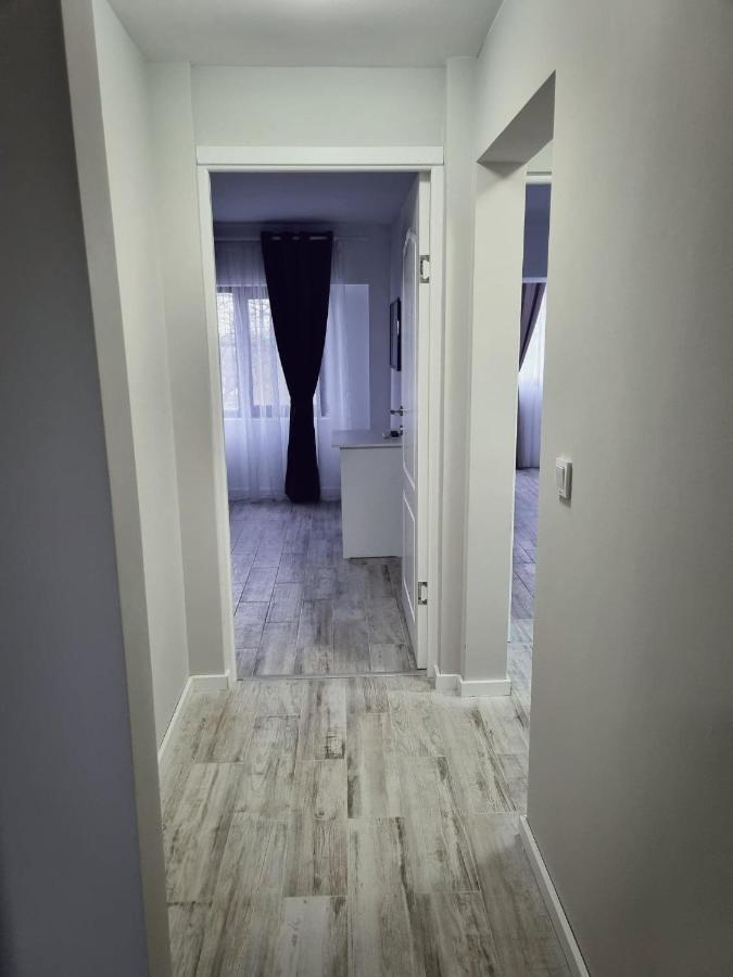 Luxurious Apartment With 3 Rooms And 2 Bathrooms In Corabia 외부 사진